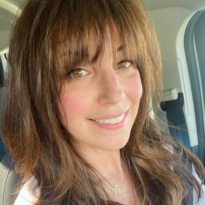 Meet your Posher, Dana